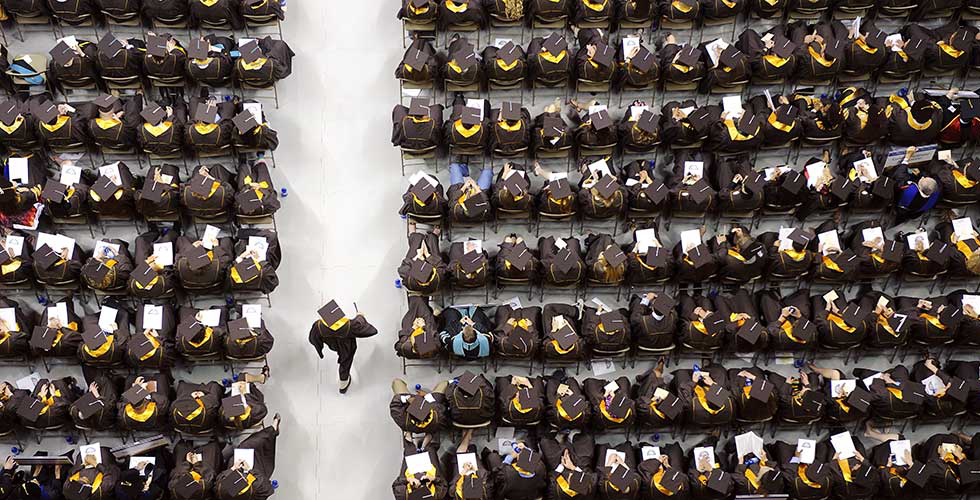 Fall 2014 Cap and Gown Ordering | University of Wyoming Store