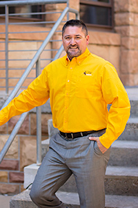 Men's Alumni Long Sleeve Button Down