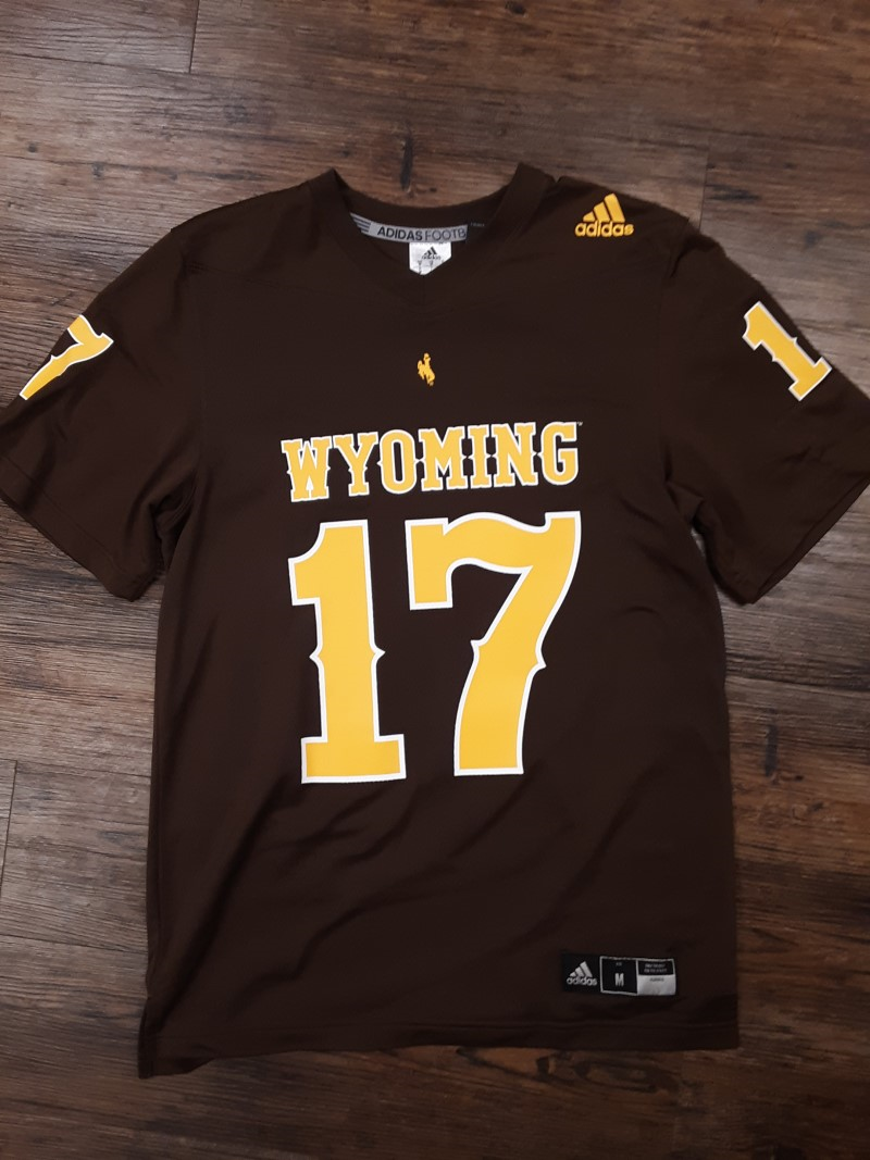 josh allen wyoming jersey