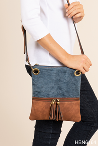 Simply Noelle Canvas and Faux Leather Messanger Bag