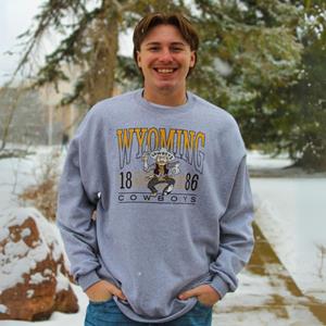 Champion® Crew Powerblend Vintage Wyoming Cowboys Pistol Pete 1886