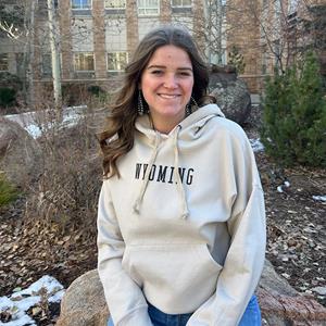 Champion®  Women's Hoodie Powerblend with Puff Wyoming