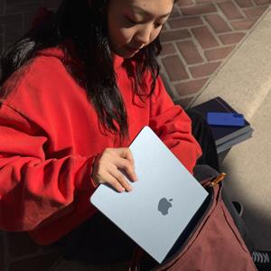 Apple® MacBook Air M4